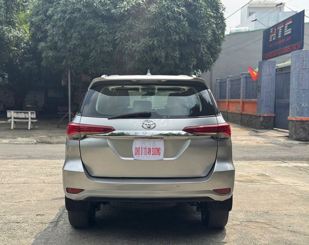 Toyota Fortuner 2017 Số sàn Bạc. Mua bán Ô tô tại Thành phố Thủ Dầu Một Bình Dương được đăng bởi Oto An Suong hình 5