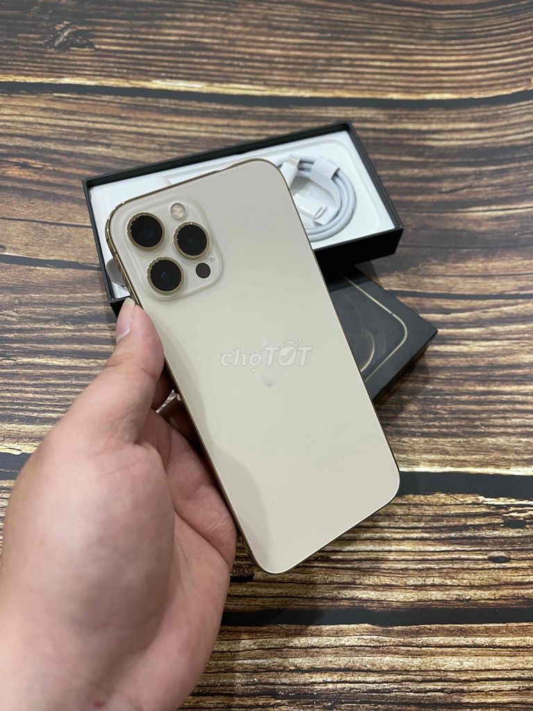 iPhone 12 Pro 128G Vàng QTế Zin Áp Pin Zin 92% Tốt. Mua bán Điện thoại tại Quận 1 Tp Hồ Chí Minh được đăng bởi Hủ Vàng Tài Lộc hình 1
