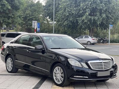Bán Mercedes Benz E300 SX 2010. Mua bán Ô tô tại Quận Gò Vấp Tp Hồ Chí Minh được đăng bởi Xuân Trường