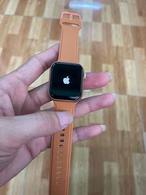 Màn hình Apple watch seri 5 40mm bao lắp. Mua bán Thiết bị đeo thông minh tại Quận Bình Thạnh Tp Hồ Chí Minh được đăng bởi Đông Mobile