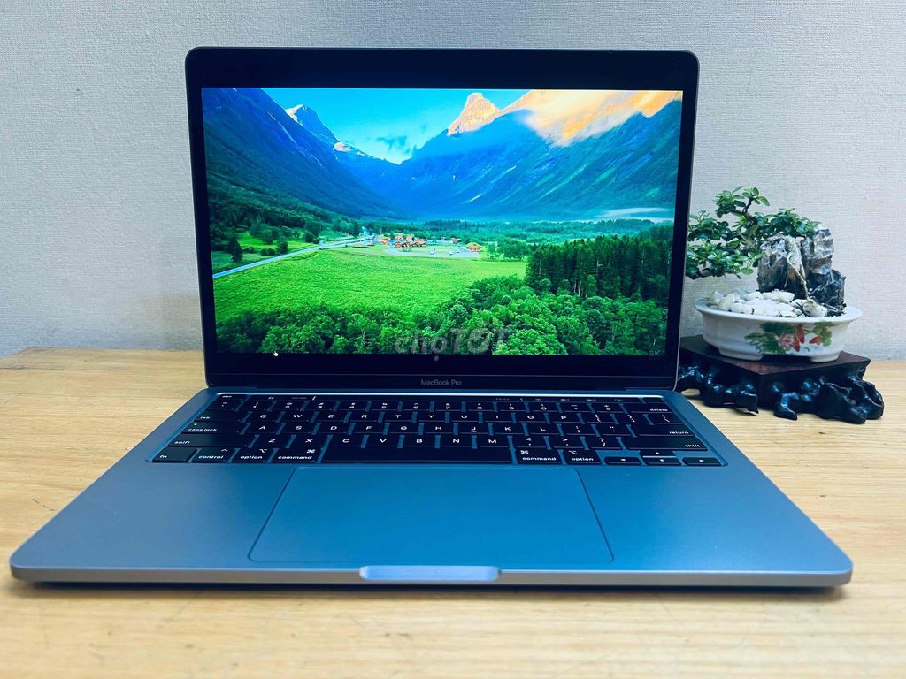 Macbook Pro 2020 - CPU i5 /16GB/512GB/ Pin 💯. Mua bán Laptop tại Thành phố Thủ Dầu Một Bình Dương được đăng bởi Huỳnh Thắng  hình 1