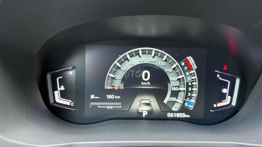 Mitsubishi Xpander Cross 2024 Белый 60 000 км