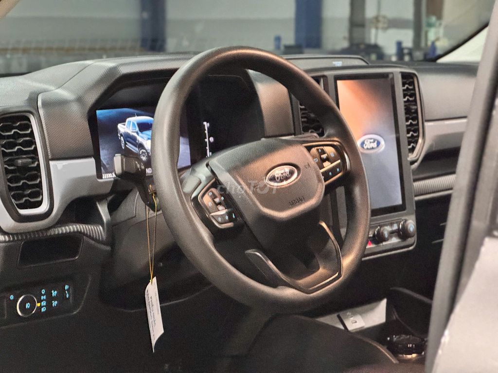 FORD RANGER XLS AT 4X4 CÁ NHÂN 2024 - 22000KM. Mua bán Ô tô tại Quận Tân Bình Tp Hồ Chí Minh được đăng bởi Mr Hoài SÀI GÒN FORD  hình 8