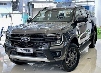 Ford Ranger XLS 2024 Khuyến Mãi Tiền Mặt+ Phụ Kiện