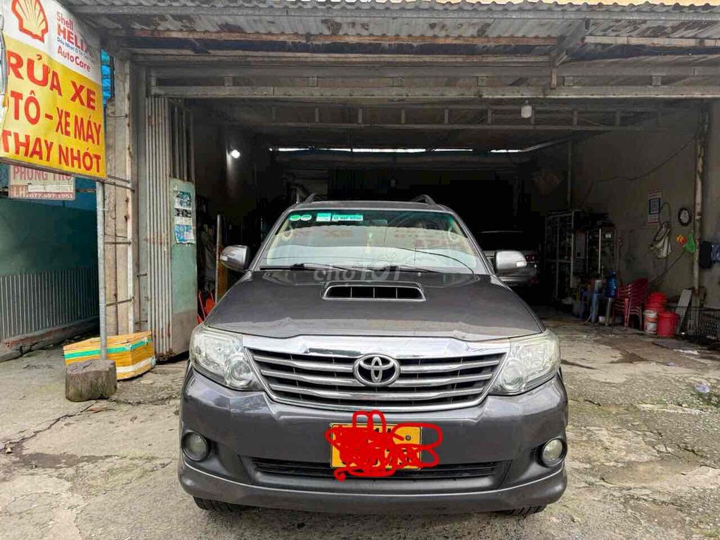 Toyota Fortuner 2016 - 180000 km. Mua bán Ô tô tại Quận 12 Tp Hồ Chí Minh được đăng bởi Nguyễn Thành Tâm hình 1