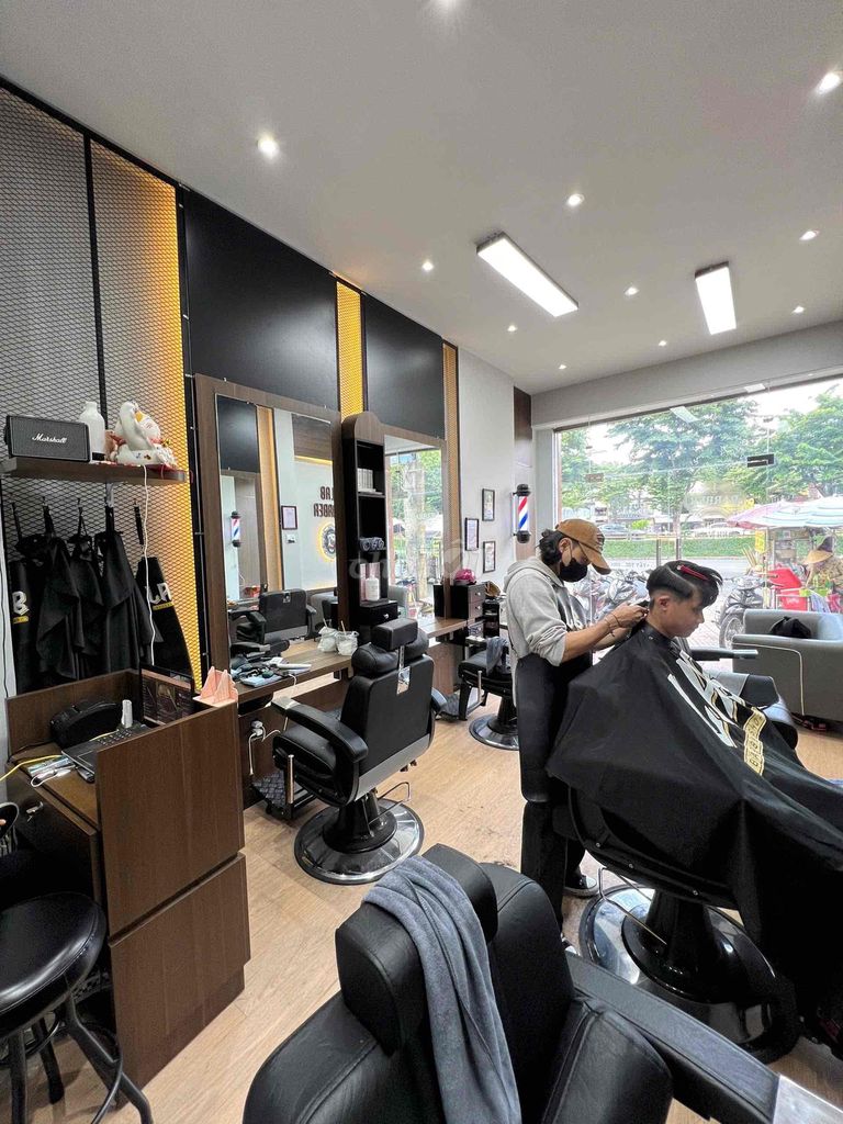 Sang nhượng salon Tóc Nam giá chỉ 14 triệu, Quận Bình Thạnh