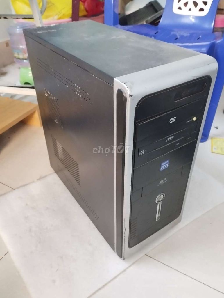 Vỏ case kèm nguồn cooler master 400w 6 pin vga