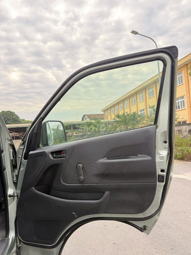 Toyota Hiace van 6 chỗ 2008  - 12000 km. Mua bán Ô tô tại Huyện Đông Anh Hà Nội được đăng bởi siêu thị ô tô Nhật Bắc hình 10