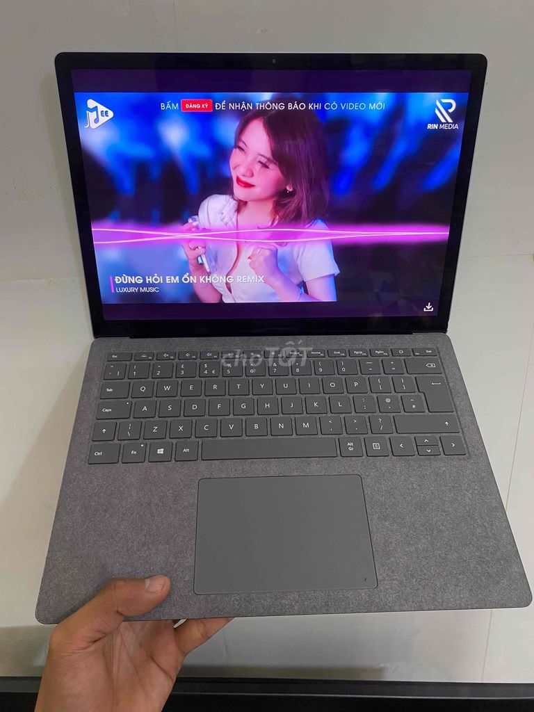 ✅ Surface Laptop 3 i5 th10 Zin màn 2K cảm ứng✅