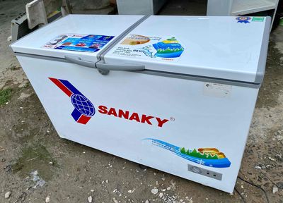 Thanh lý Tủ đông Sanaky 305L