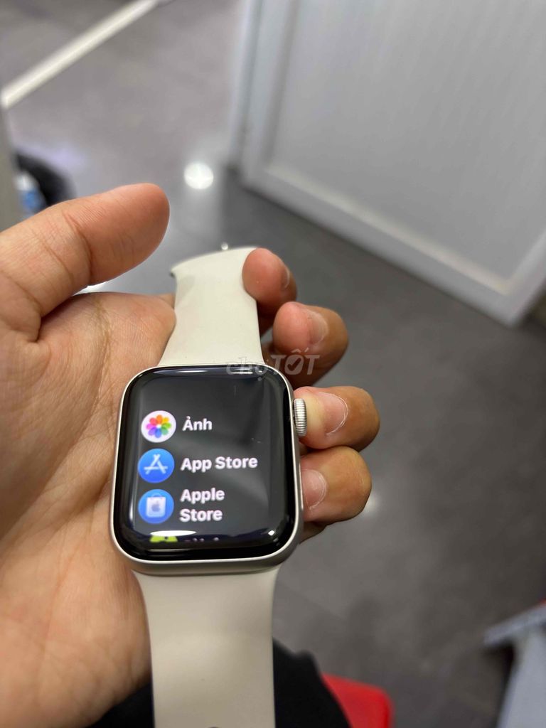 Apple Watch SE 3 GPS 40mm Trắng. Mua bán Thiết bị đeo thông minh tại Thành phố Dĩ An Bình Dương được đăng bởi Duyên Nguyễn hình 1