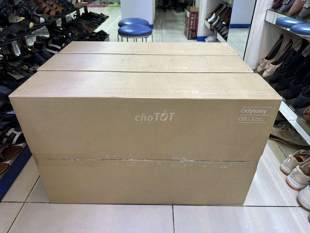 Màn Cong Samsung New rẻ chưa từng có 32" 2k 165hz