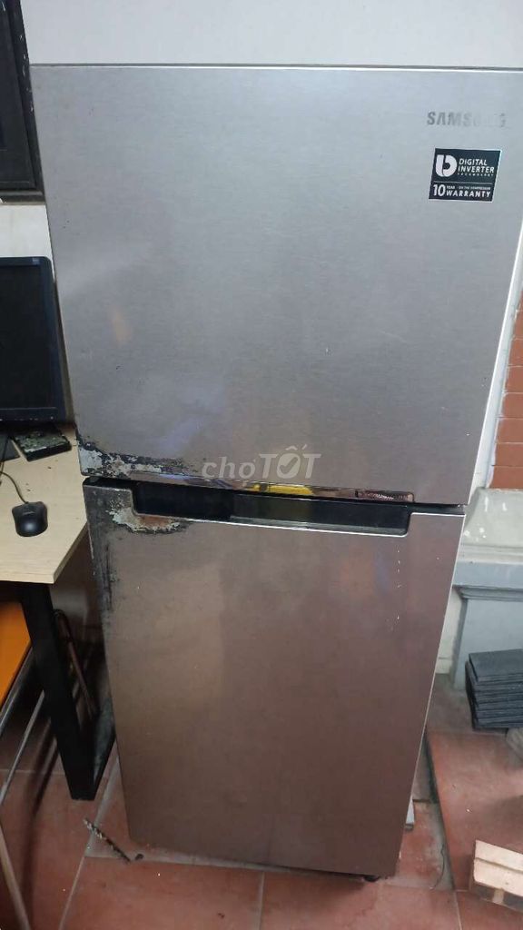 Tủ lạnh Samsung Bạc 208 lít Digital Inverter. Mua bán Tủ lạnh tại Huyện Quốc Oai Hà Nội được đăng bởi Phùng Đức hình 1