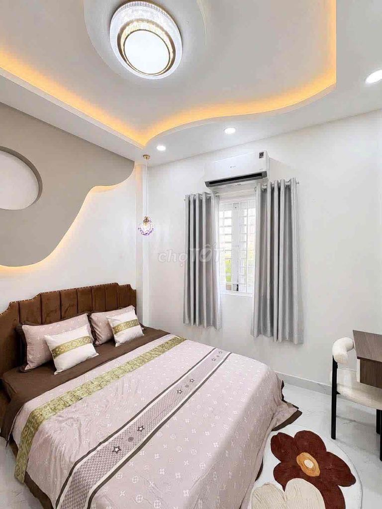Дом рядом с AEON Tan Phu, 4 этажа, проезд для авто, 60м2