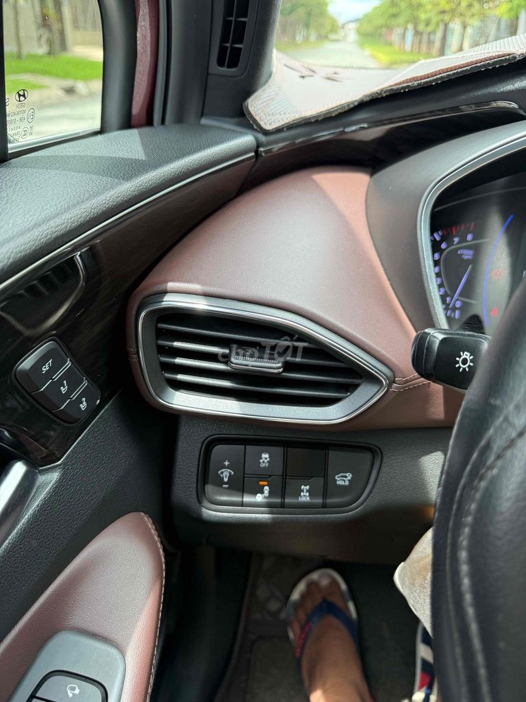 Hyundai Santa Fe 2020 2.4L Premium - 90000 km. Mua bán Ô tô tại Huyện Củ Chi Tp Hồ Chí Minh được đăng bởi HuỳnhLâm Bổn hình 9