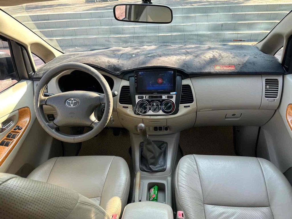 Toyota Innova 2011 Vàng cát 106.236 km. Mua bán Ô tô tại Huyện Củ Chi Tp Hồ Chí Minh được đăng bởi Nguyễn Văn Đạt hình 9