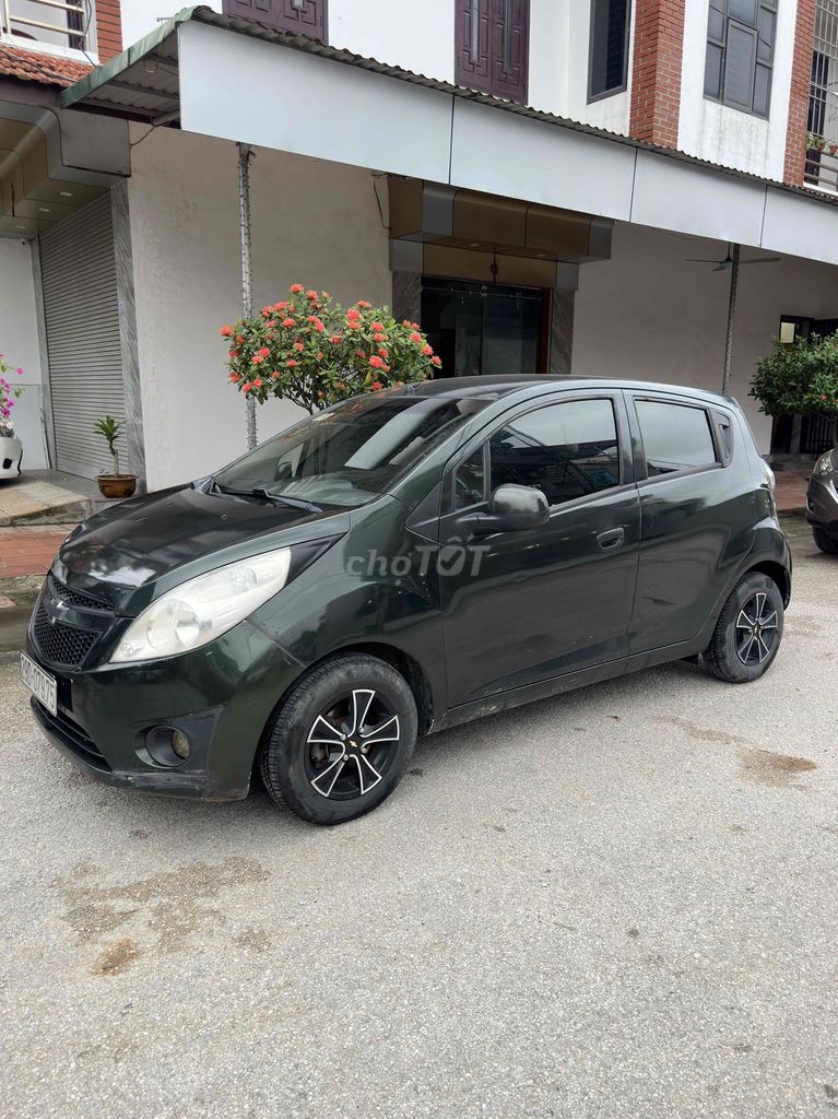 Chevrolet Spark 2011 1.0 AT - 14000 km. Mua bán Ô tô tại Thành phố Thanh Hóa Thanh Hóa được đăng bởi Hoàng Tuấn hình 6