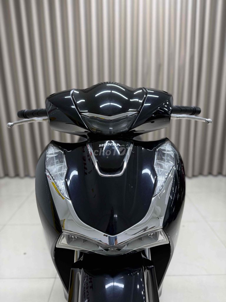 Honda SH 125 2024 Đen. Mua bán Xe máy tại Quận Thanh Khê Đà Nẵng được đăng bởi THẾ MẪN CHUYÊN XE LƯỚT CÓ BÁN TRẢ GÓP  hình 2