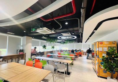 Nhân viên CSKH Tiếng Anh | Ứng dụng đặt vé máy bay
