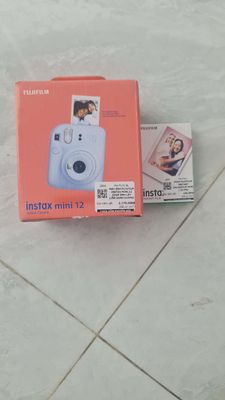 Máy ảnh Fujifilm Instax Camera Mini 12 (kèm Film)