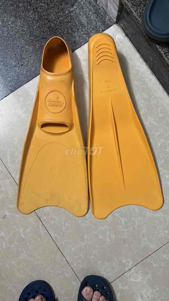 Chân vịt bơi Yingfa Vàng size L 42-44. Mua bán Đồ thể thao, Dã ngoại tại Thành phố Qui Nhơn Bình Định được đăng bởi Nguyên Khang hình 1