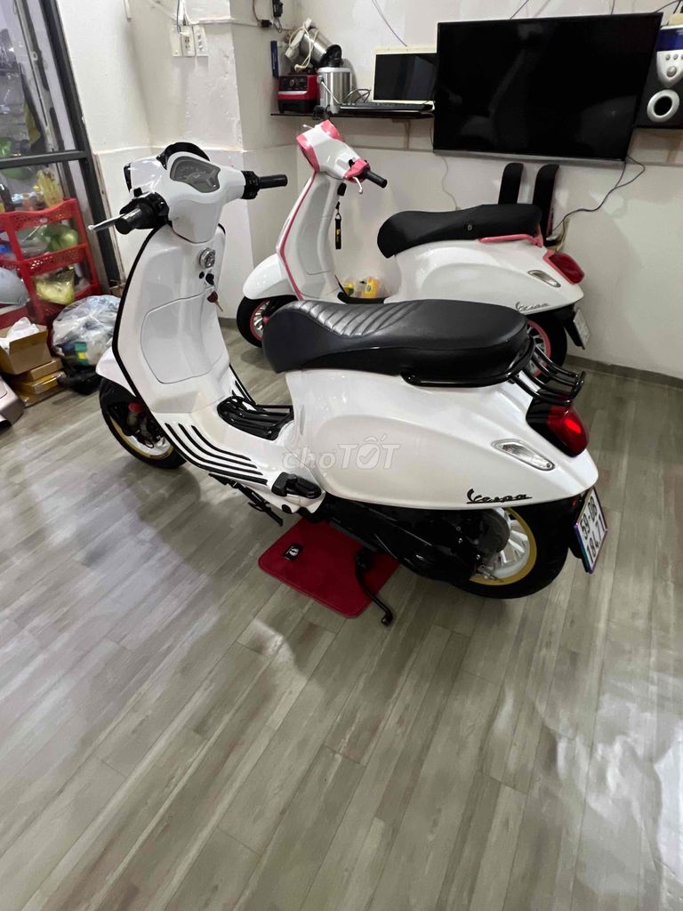 Vespa dọn cực đẹp chính chủ kí giấy ạ !!!