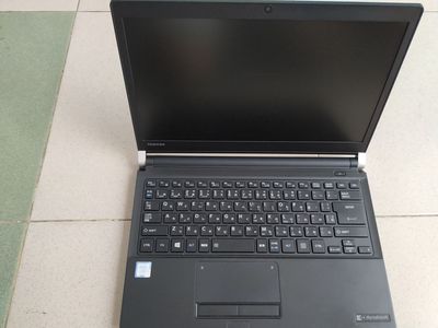Laptop Toshiba R73
