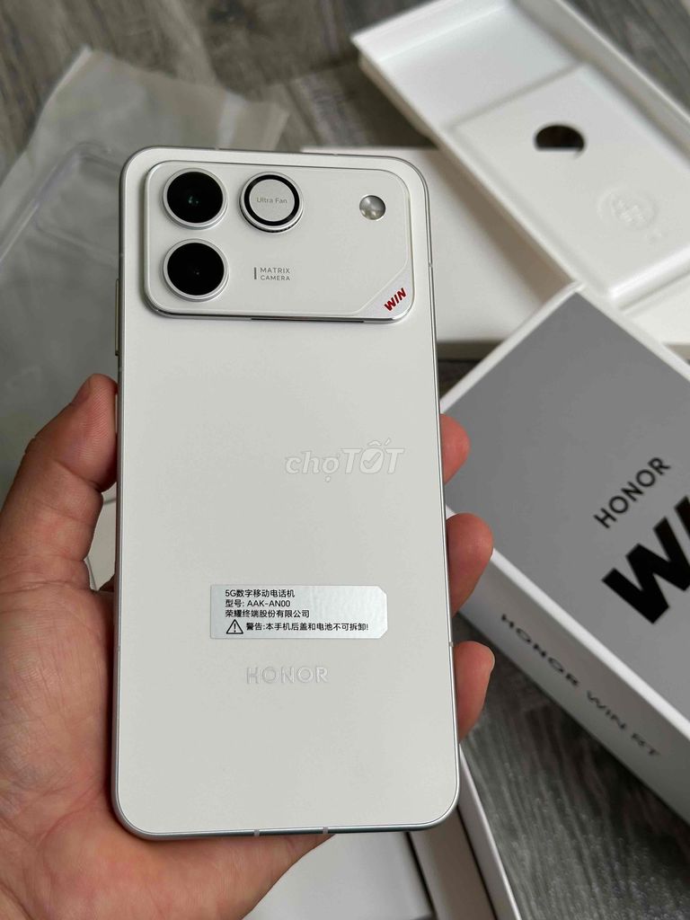 Honor WIN RT 12/256GB White. Mua bán Điện thoại tại Quận 12 Tp Hồ Chí Minh được đăng bởi Hải Thịnh Phát hình 1