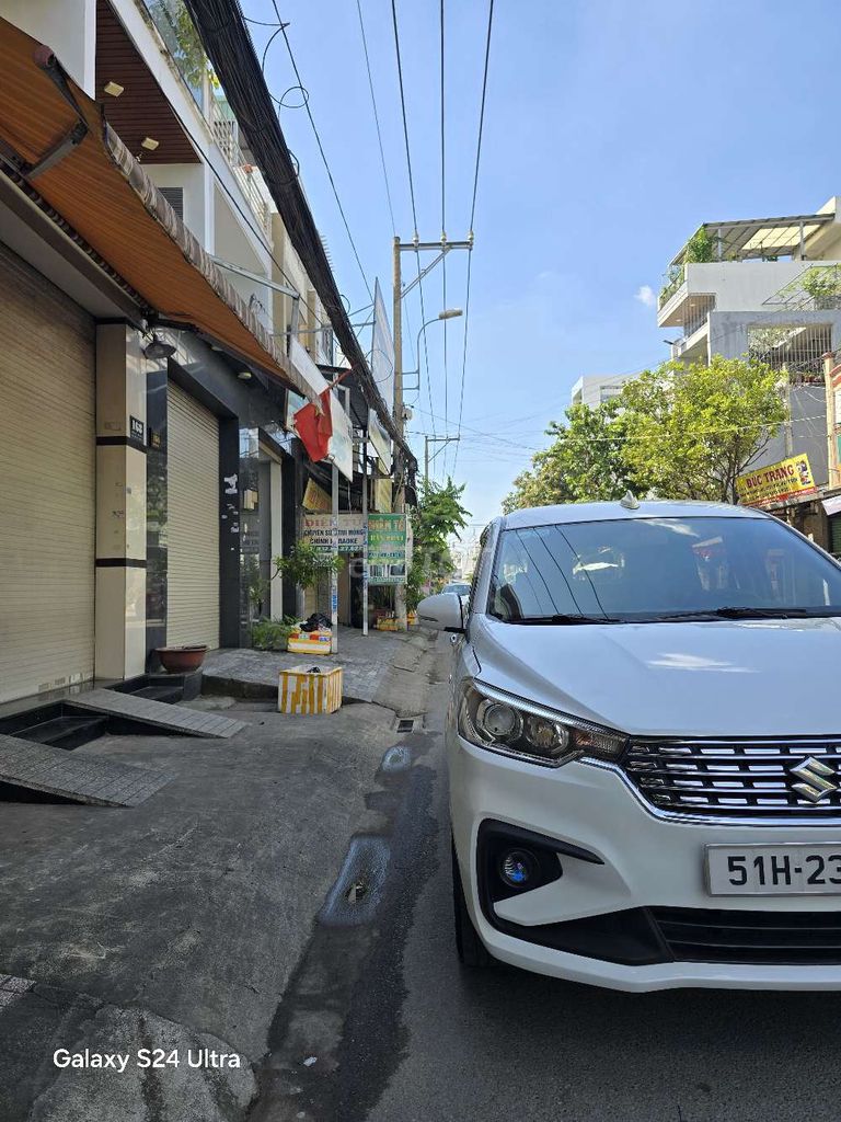 Suzuki Ertiga Sport 2020 Trắng. Mua bán Ô tô tại Quận Bình Tân Tp Hồ Chí Minh được đăng bởi Trần quang thiện  hình 2