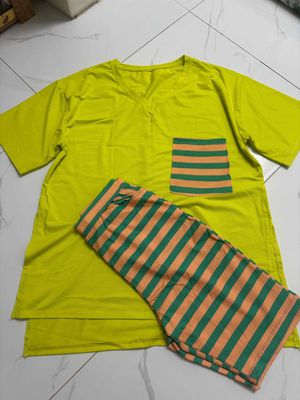 thanh lý set bộ. Mua bán Quần áo tại Quận 6 Tp Hồ Chí Minh được đăng bởi Mỹ Tình