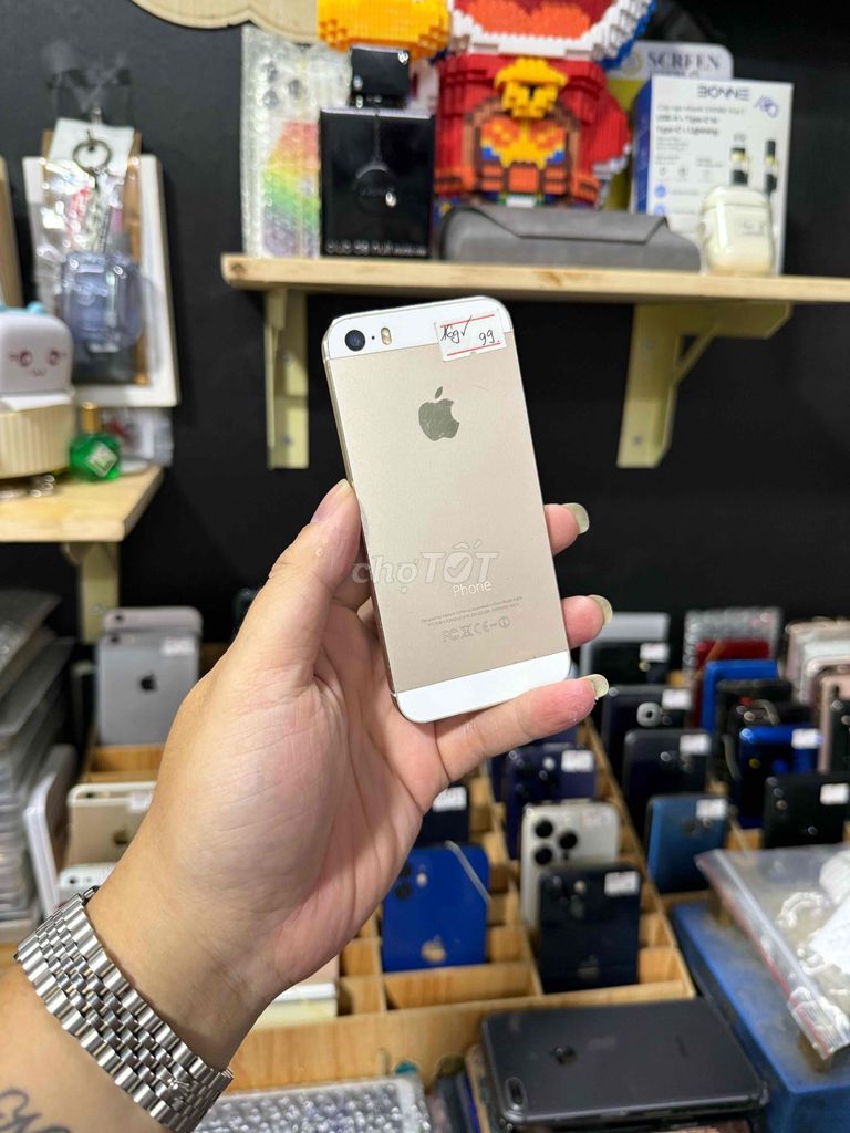 Apple iPhone 5s 16GB Vàng Đã sử dụng. Mua bán Điện thoại tại Quận Bình Thạnh Tp Hồ Chí Minh được đăng bởi SyTuan hình 1