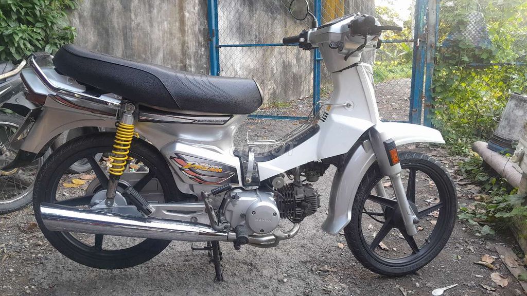 Citi thùng lên Dream như hình xe đẹp bstp. Mua bán Xe máy tại Quận Bình Tân Tp Hồ Chí Minh được đăng bởi Bé Trúc  hình 2