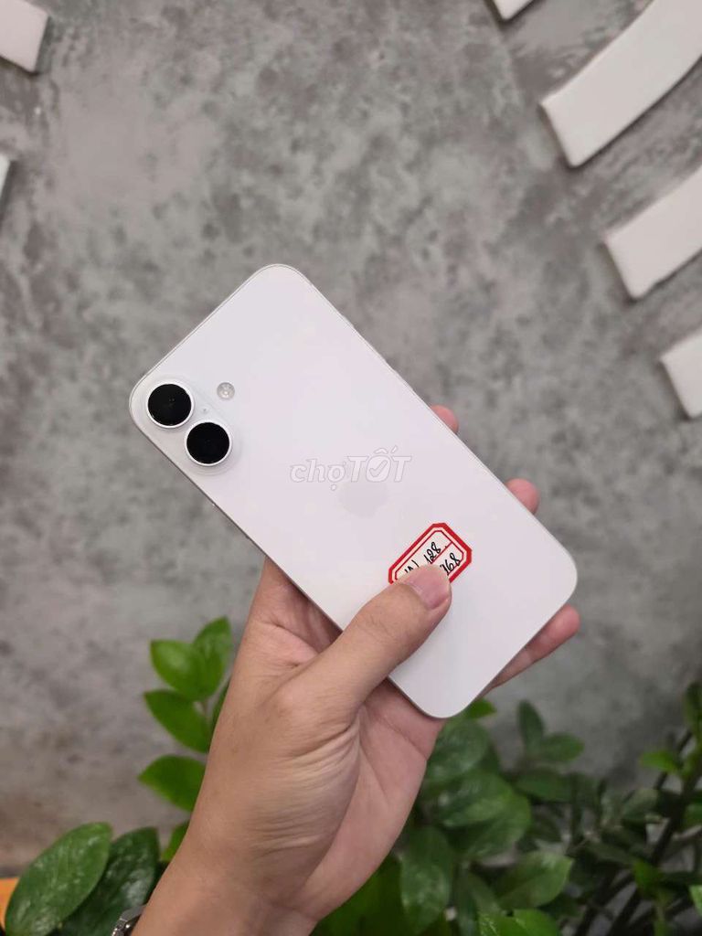 Apple iPhone 16 Plus 128GB Trắng 99%. Mua bán Điện thoại tại Thành phố Thủ Dầu Một Bình Dương được đăng bởi EZ Phone hình 1