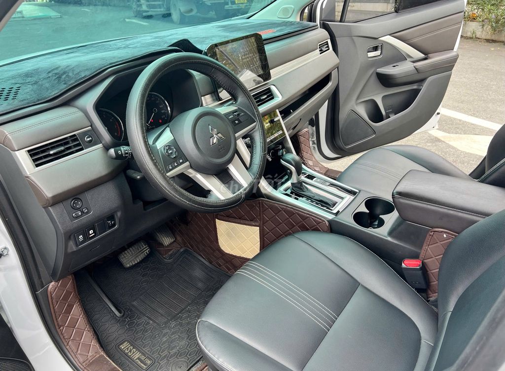 Mitsubishi Xpander premium 2023 lướt chính hãng. Mua bán Ô tô tại Quận Bình Tân Tp Hồ Chí Minh được đăng bởi XE MỚI VÀ QUA SỬ DỤNG CHÍNH HÃNG hình 8