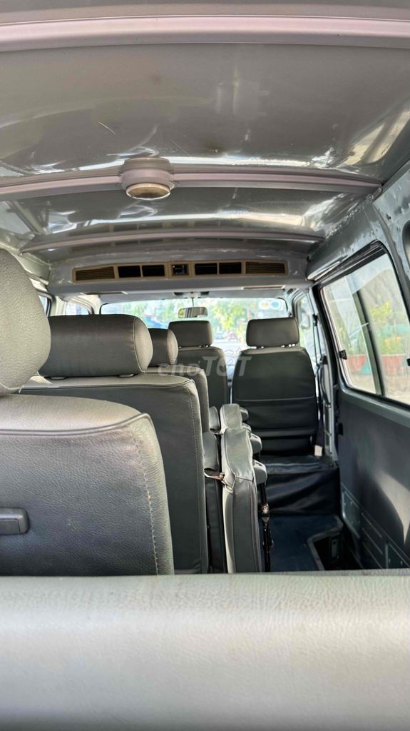 Toyota Hiace 2004 16 chỗ hết đời bán tận dụng. Mua bán Ô tô tại Quận Bình Thạnh Tp Hồ Chí Minh được đăng bởi Trọng hình 8