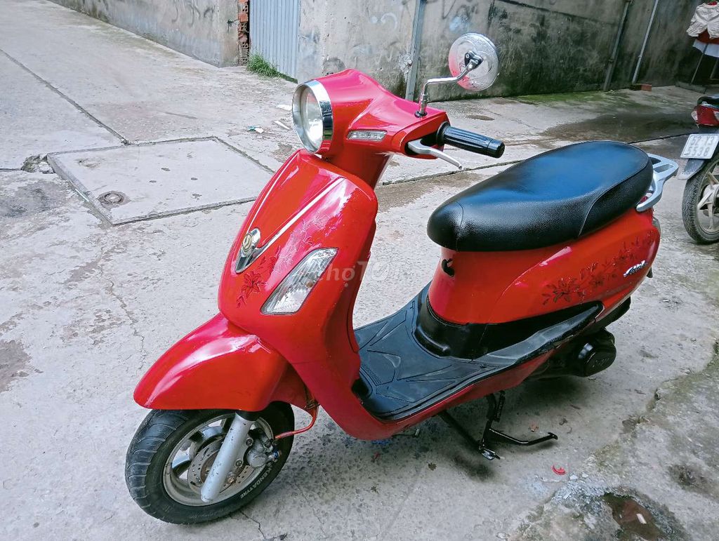 Cần bán xe Attila Elizabeth giấy tờ đầy đủ xe nhựt. Mua bán Xe máy tại Quận 12 Tp Hồ Chí Minh được đăng bởi Thanh Thúy hình 2