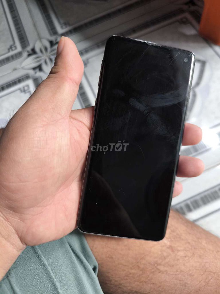 Samsung Galaxy S10 128GB Đen. Mua bán Điện thoại tại Thành phố Thủ Đức Tp Hồ Chí Minh được đăng bởi Nguyen le trung hieu hình 1