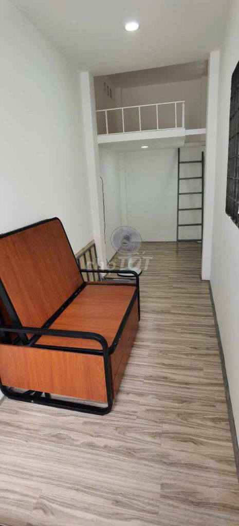 Bán nhà 1 trệt 1 lầu hẻm oto ngay cổng chợ Bà Chiểu TP HCM - ảnh 4