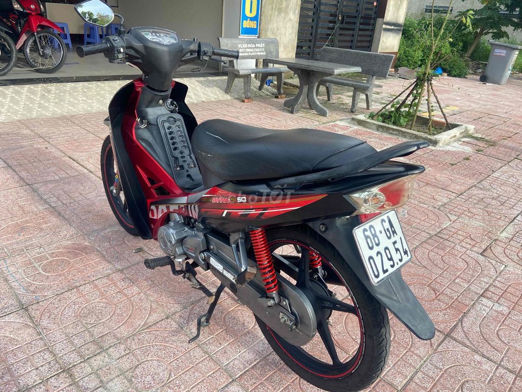 SI 50 CC SẢN XUẤT 2020 XE ĐẸP VỎ CÒN CHÍNH CHỦ. Mua bán Xe máy tại Thành phố Rạch Giá Kiên Giang được đăng bởi CHODONGNAI youtube video hình 3