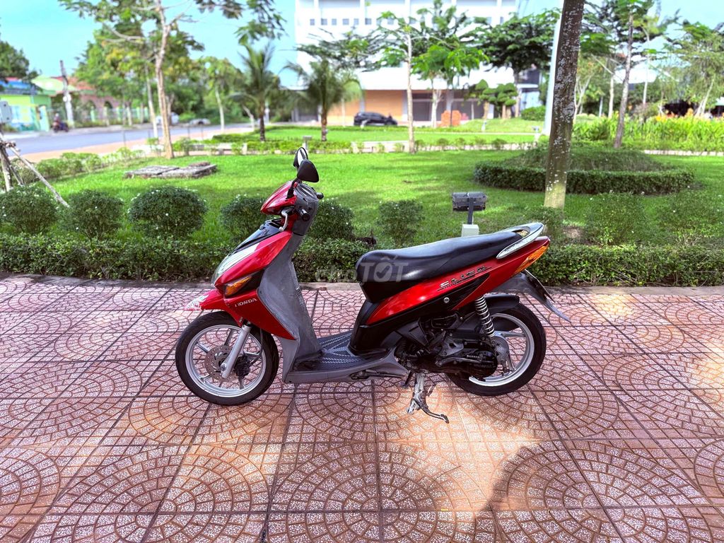 Honda Click 110 Đỏ Máy zin. Mua bán Xe máy tại Huyện Phong Điền Cần Thơ được đăng bởi Danh Hà hình 4