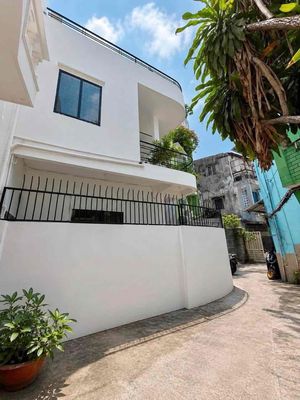 GIÁP BÌNH THẠNH - PHÚ NHUẬN - BIỆT THỰ - LÔ GÓC KHÔNG LỘ GIỚI NGANG 9m