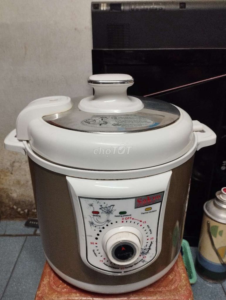 Nồi áp suất Sukyo Trắng, Nâu Đã sử dụng. Mua bán Bếp, lò, đồ điện nhà bếp tại Thành phố Thủ Đức Tp Hồ Chí Minh được đăng bởi Duong phuoc binh hình 1
