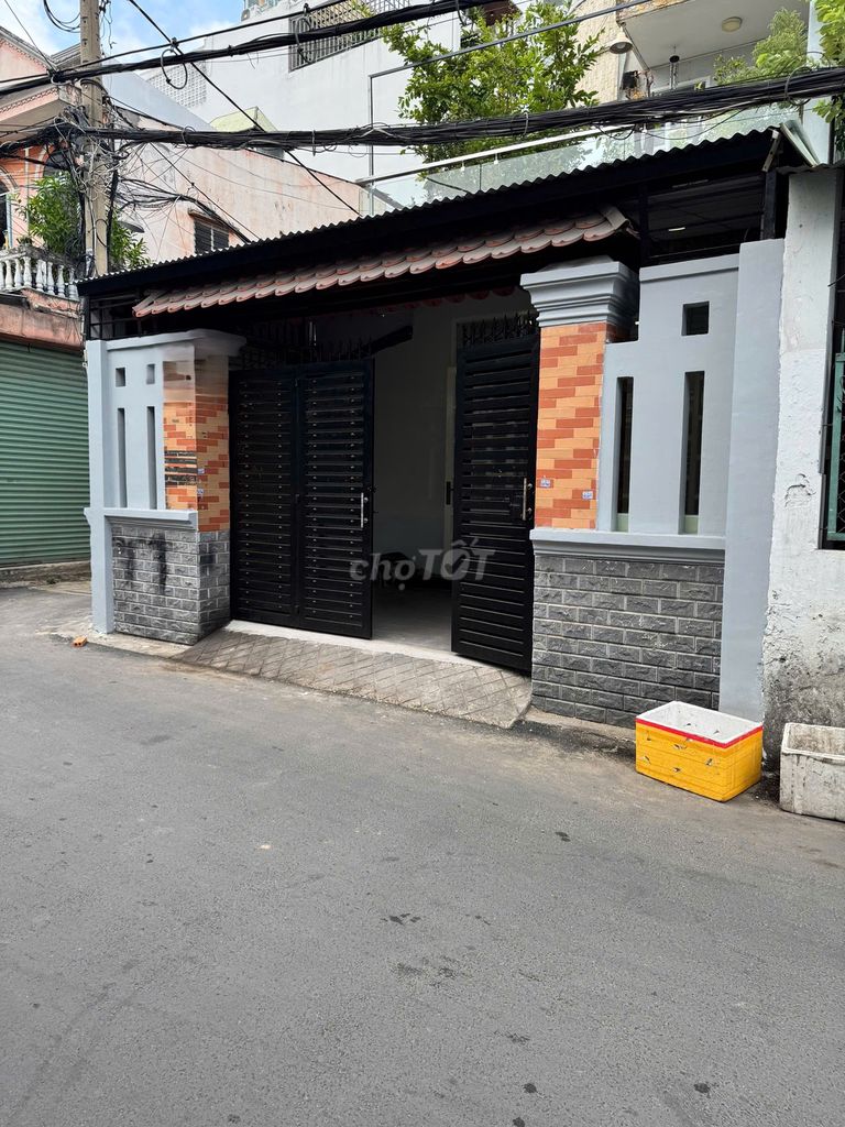 Chính chủ cho thuê mặt bằng đẹp - Ngang 5m đường oto 10m