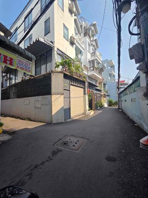 Townhouse 32 m² · 3 bed · Đường Phan Huy Ích