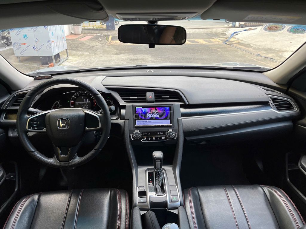 HONDA CIVIC 1.8E 2019 GIA ĐÌNH LƯỚT 1 CHỦ VAY 70%. Mua bán Ô tô tại Quận Bình Tân Tp Hồ Chí Minh được đăng bởi Hiếu hình 15