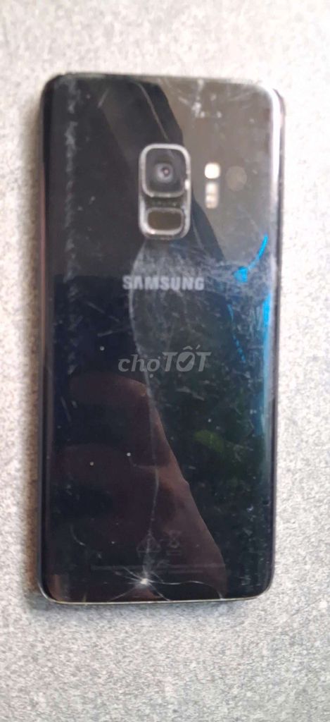Samsung Galaxy S9 Đen. Mua bán Điện thoại tại Thành phố Nha Trang Khánh Hòa được đăng bởi lê minh hưng hình 1