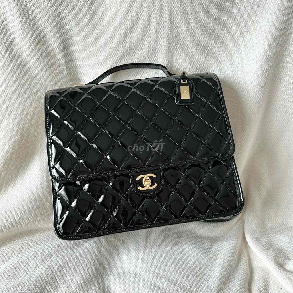 tly Chane.l ba lô- size M- màu đen