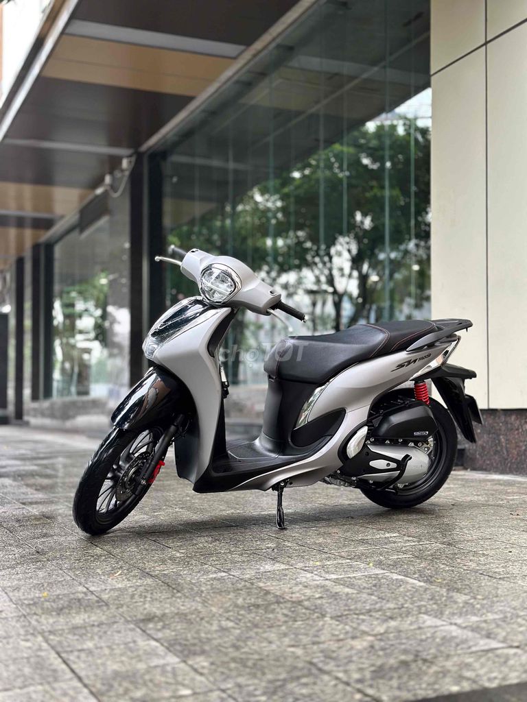 Honda SH Mode 2020 ABS. Mua bán Xe máy tại Quận Cầu Giấy Hà Nội được đăng bởi Tuấn Việt Motor hình 1