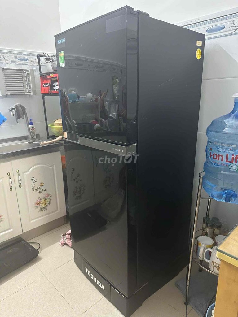 tủ lạnh toshiba inverter 200l còn mới ít sử dụng. Mua bán Tủ lạnh tại Quận 5 Tp Hồ Chí Minh được đăng bởi CTY TNHH Điện Lạnh Đại An hình 1