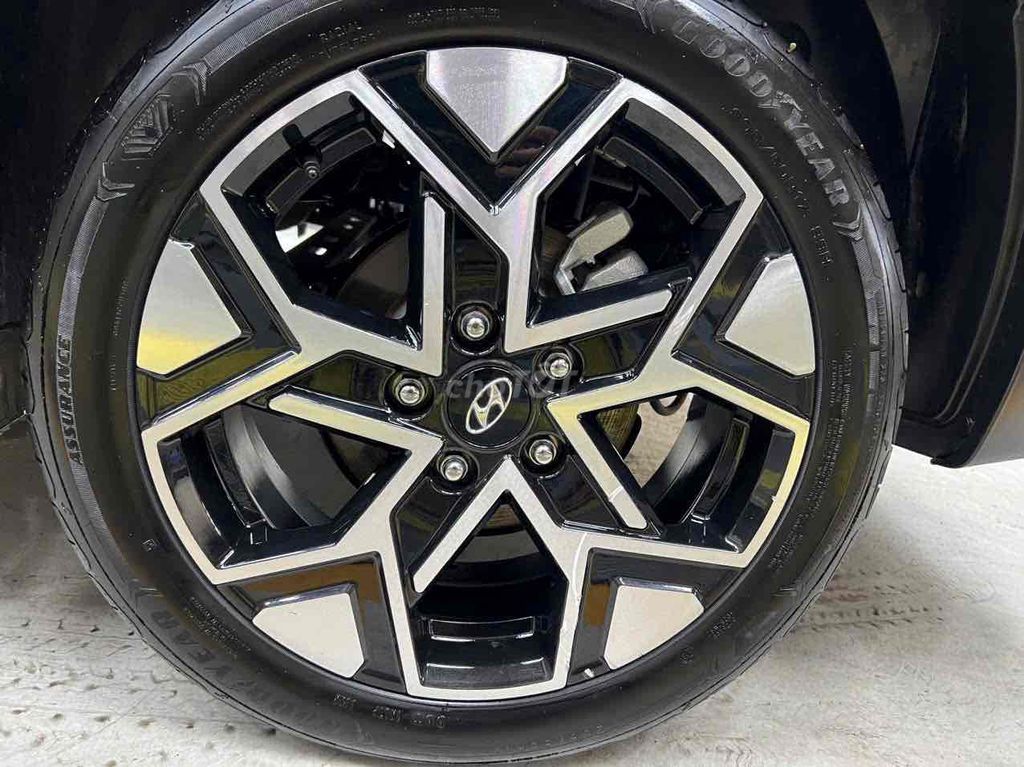 Hyundai Santa Fe 2019 2.2D Premium - 1200 km. Mua bán Ô tô tại Quận Cẩm Lệ Đà Nẵng được đăng bởi Ngân hình 7